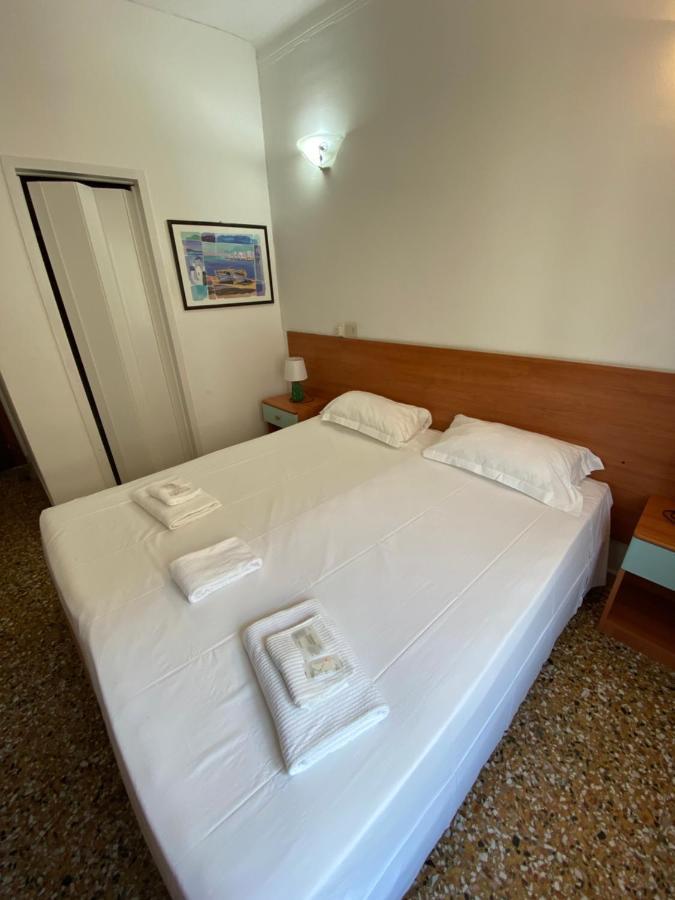 Hotel Primavera Санремо Екстер'єр фото