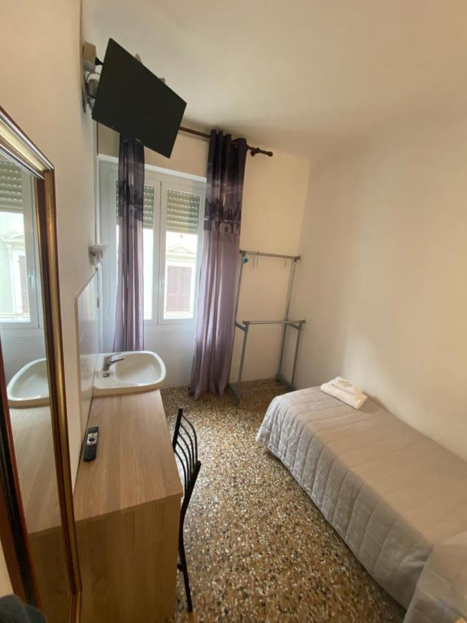 Hotel Primavera Санремо Екстер'єр фото