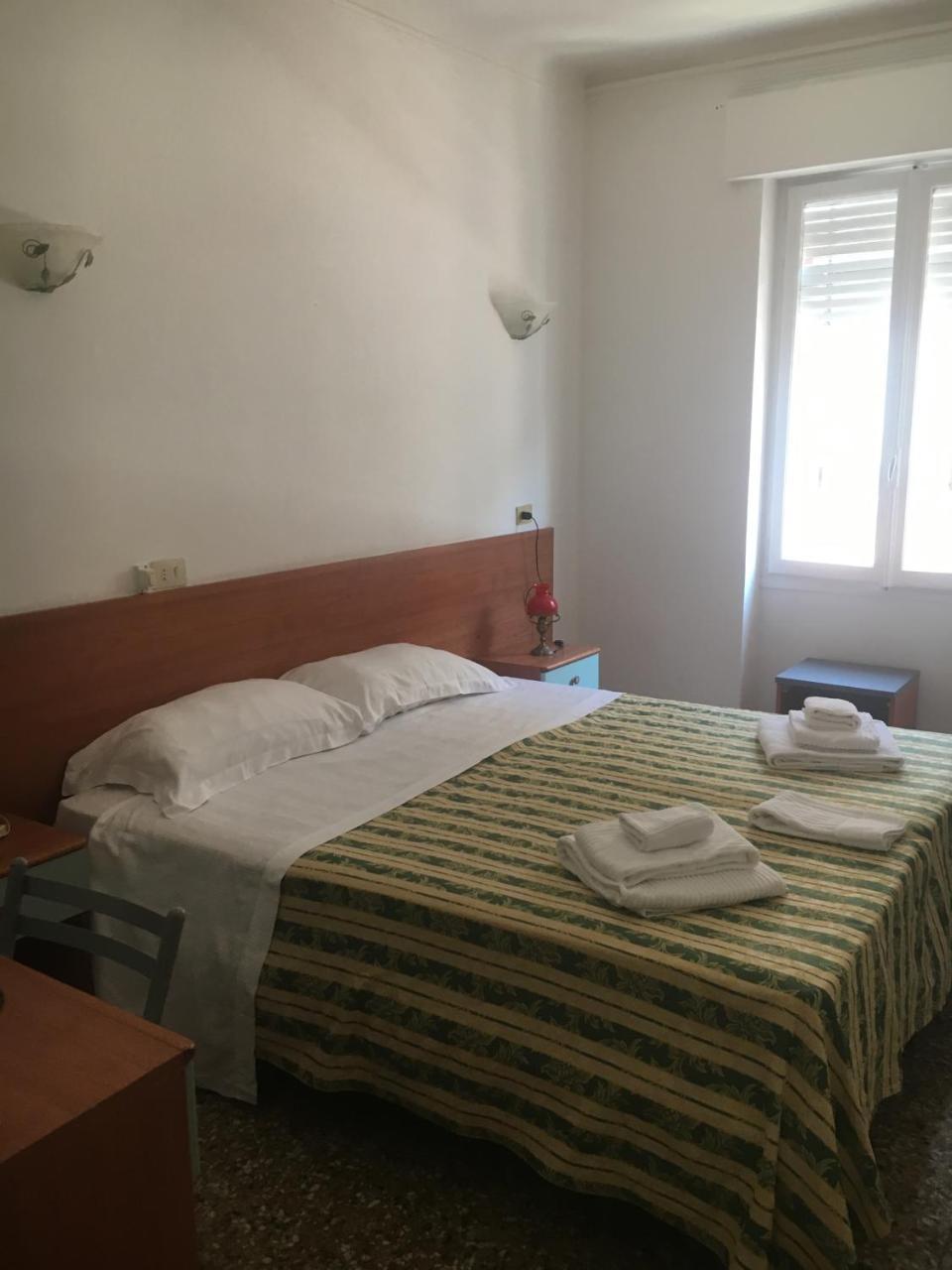Hotel Primavera Санремо Екстер'єр фото